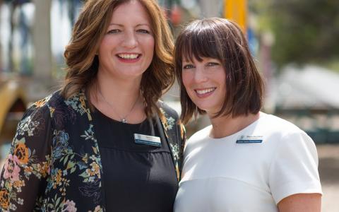 AEU members Kerry Elliott and Sharon Reiss-Stone